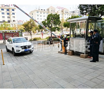 云南車牌識別系統(tǒng)的使用方法有哪些？